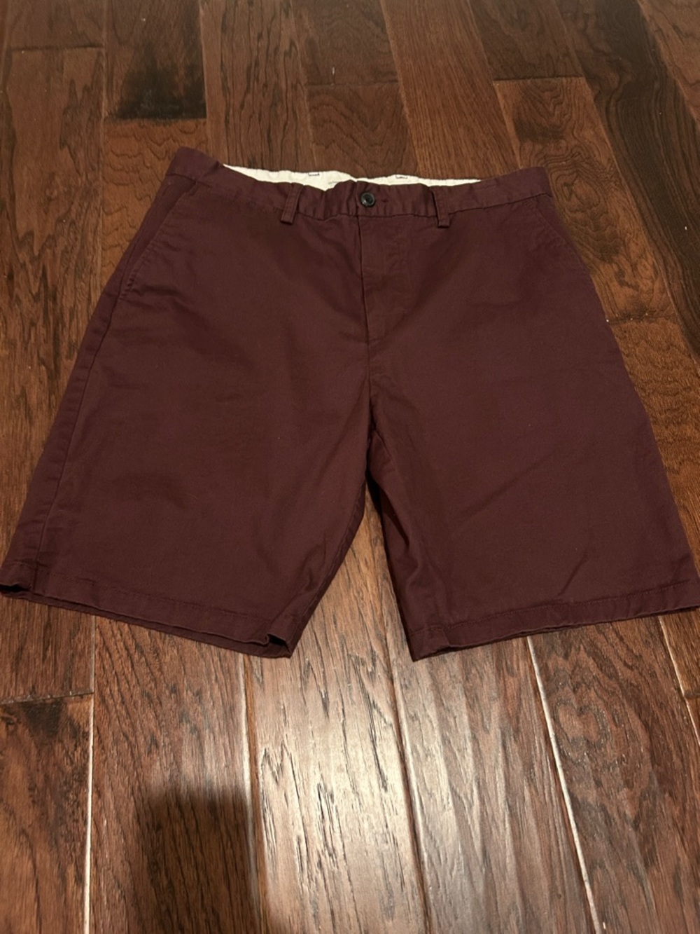 Old Navy Men's Casual Ultimate Slim Chino Shorts - Deep Plum